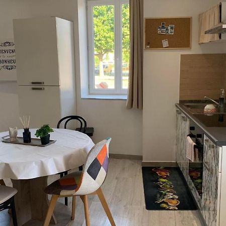 T2 Cosy Matelas 5* / Ecran Plat Qled Mâcon Kültér fotó