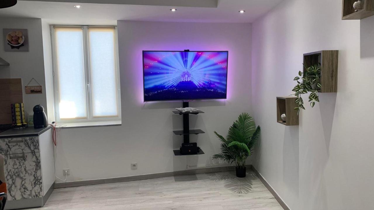 T2 Cosy Matelas 5* / Ecran Plat Qled Mâcon Kültér fotó